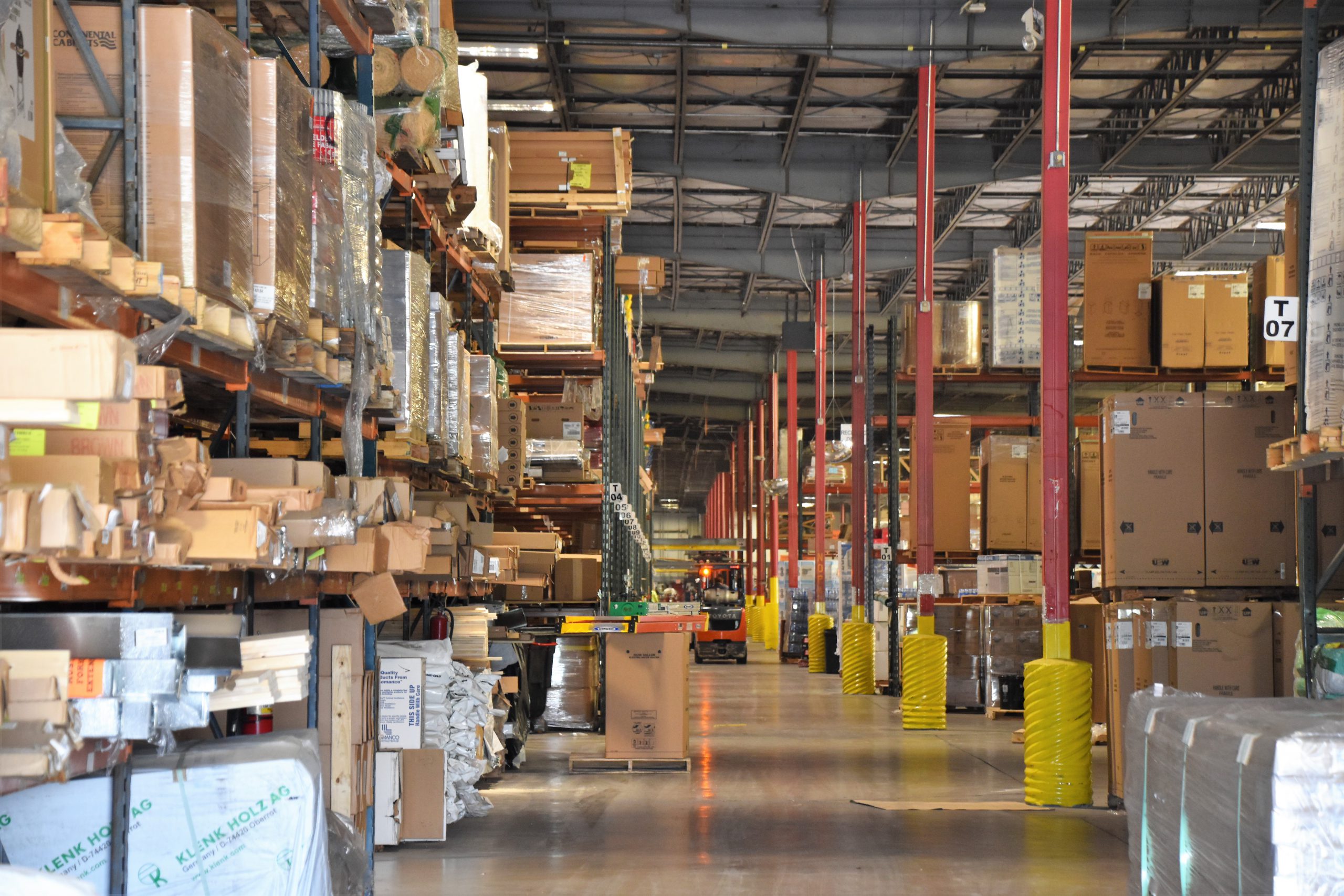 Warehouse fully stocked with wholesale hardware